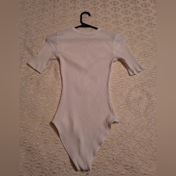 Bershka white ribbed body suit - Picture 2 of 6